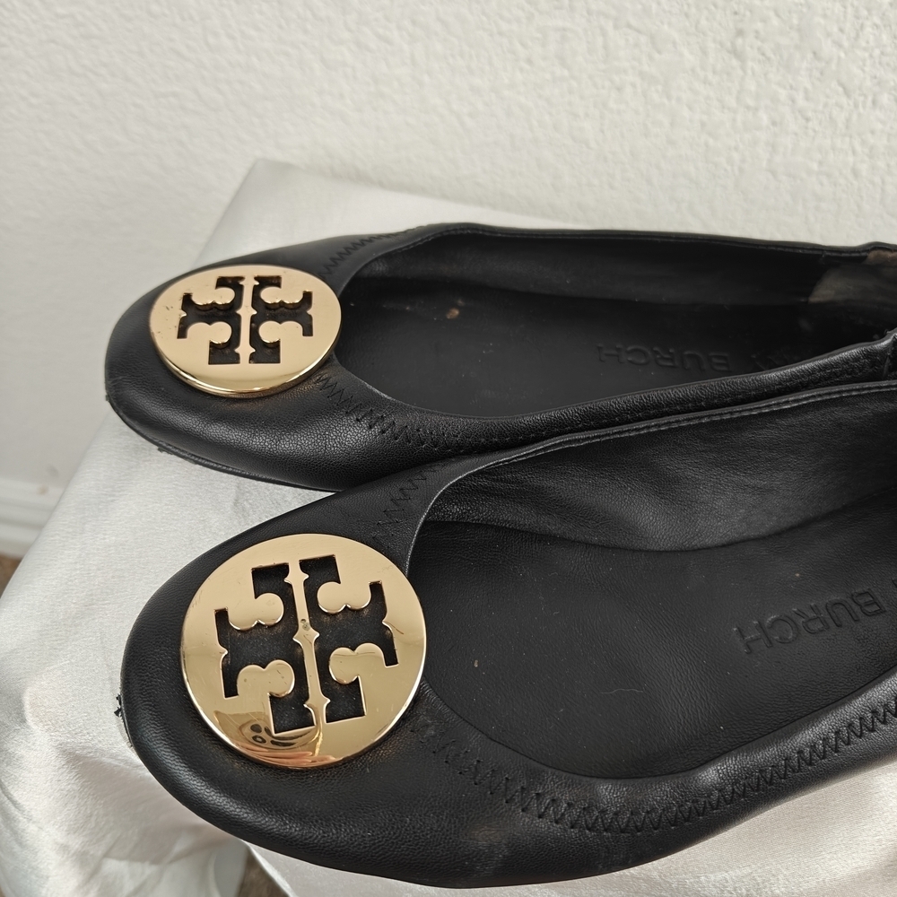 Tory Burch Claire Ballet Flats Black Gold Slip On Size 8 Women's - Picture 7 of 13